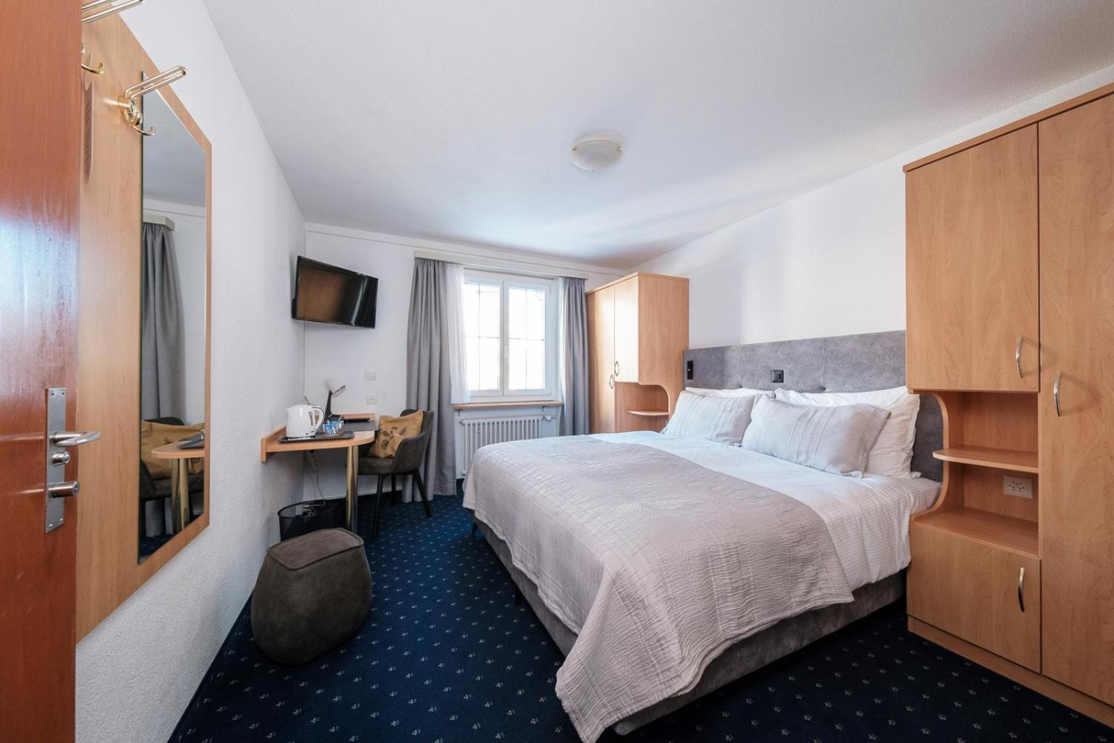 Buenda Hotel 3*